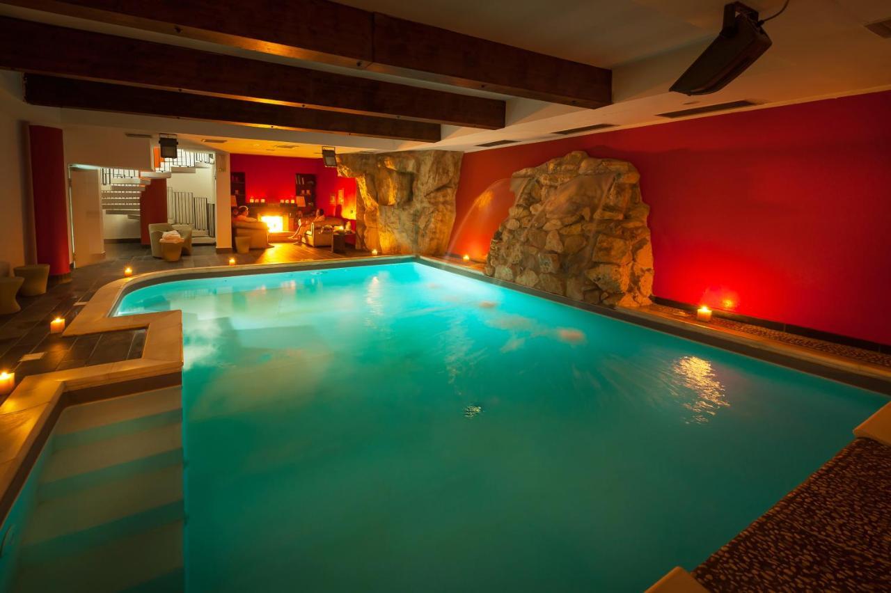 Relais Ducale Spa & Pool เปสโกโกสตานโซ ภายนอก รูปภาพ